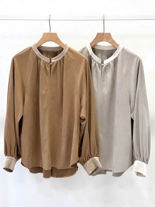 スエードブラウス