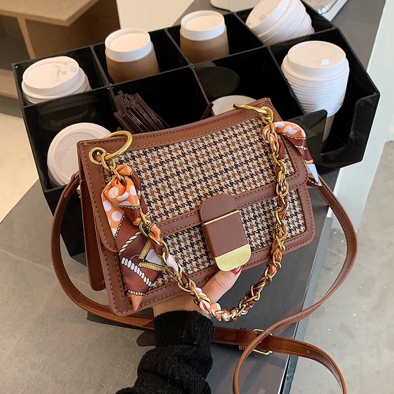 レディースウィンターチェーン ショルダーバッグ 冬物 メッセンジャーバッグ Tiancai_Wing_Bag74201038115