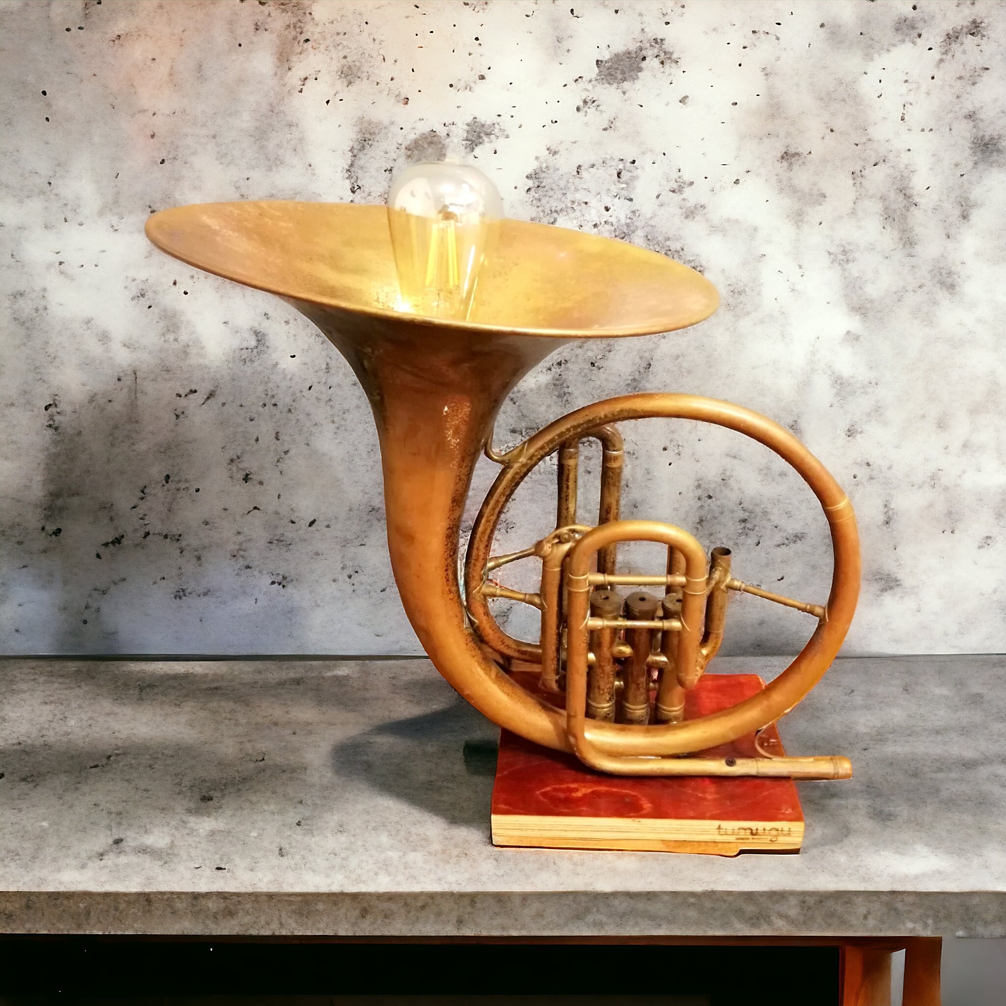 Stand light 「Mellophone」