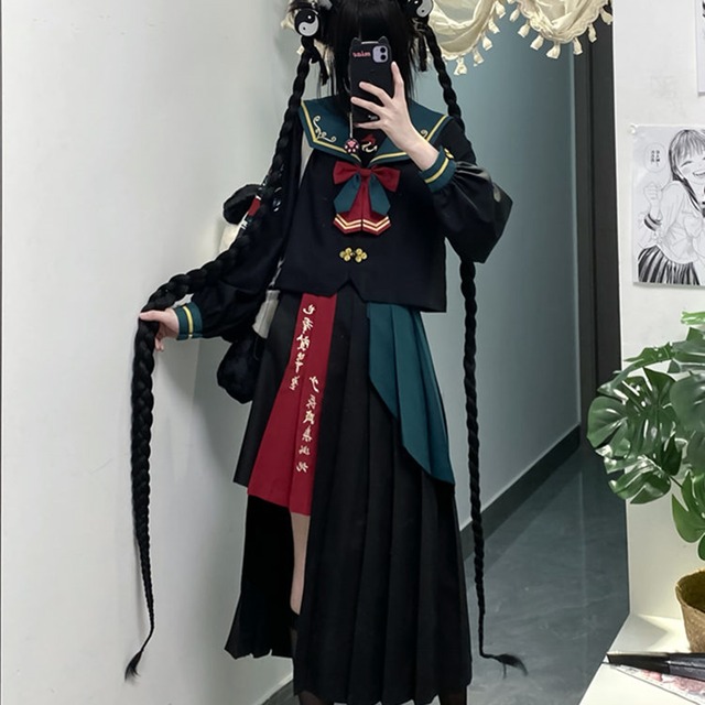 ゴスロリ通販 With U 地雷系女子 セーラー服 セットアップ 不良少女 刺繍 イベント ステージ衣装 コンカフェ ダークファッション