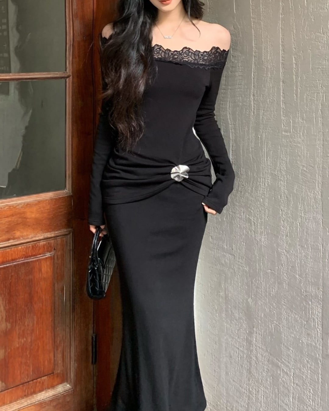 ワンショルダースリムワンピース A25375