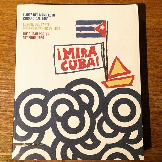 デザイン集「Mira Cuba: Movie, Political and Social Posters」 - 画像1