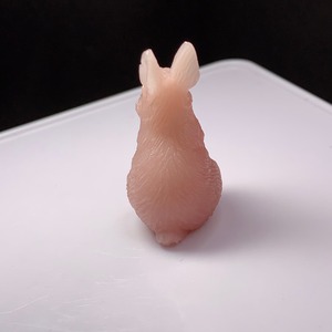 2.ピンクオパールうさぎ・インテリア
