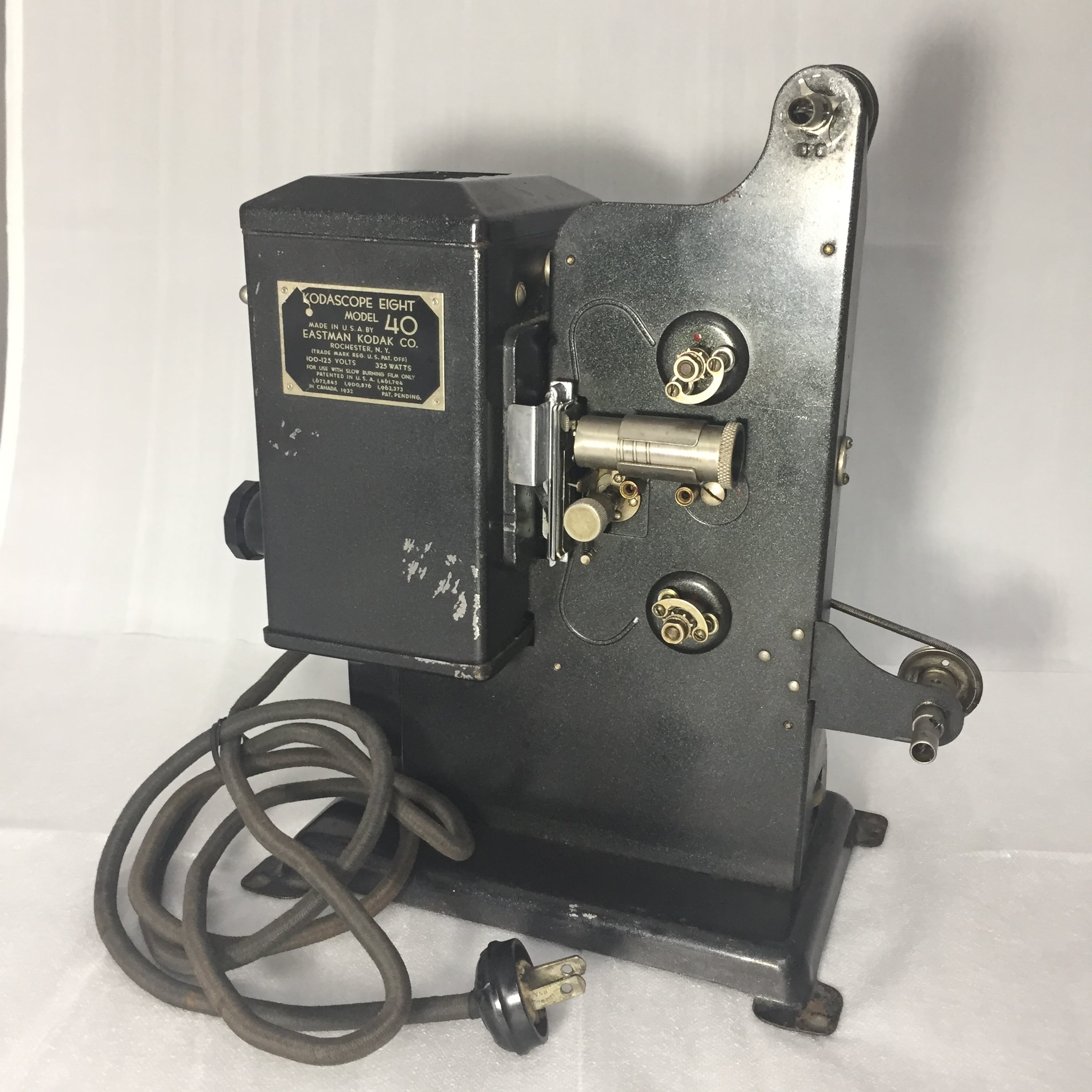 1930年代 8mm映写機 コダスコープ CODASCOPE MODEL40 稼働品 | 路地裏の骨董カフェShop powered by BASE