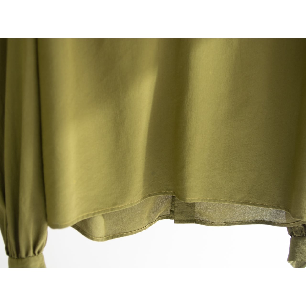 【Valentino Garavani】Made in Italy 100% Silk High Neck Blouse(ヴァレンティノガラヴァーニ イタリア製ハイネックシルクブラウス)