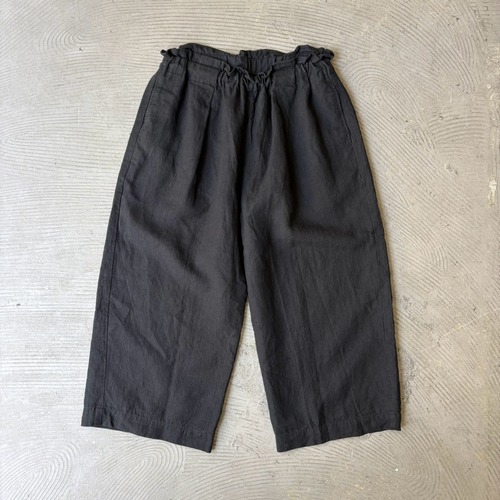 Cropped pants