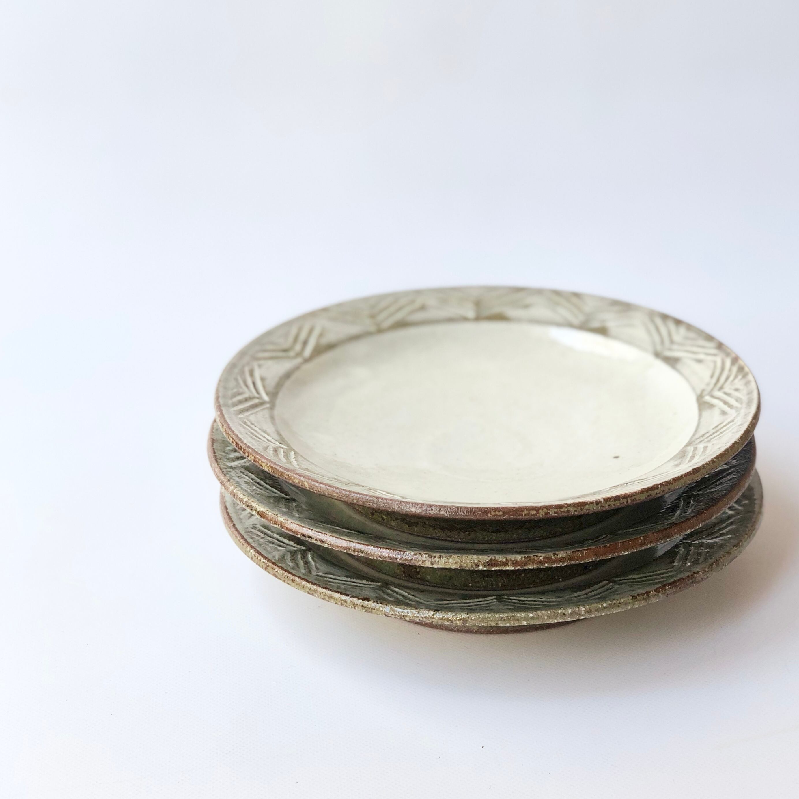 白水工房 粉引5.5寸皿 | 器と雑貨ボタニカル