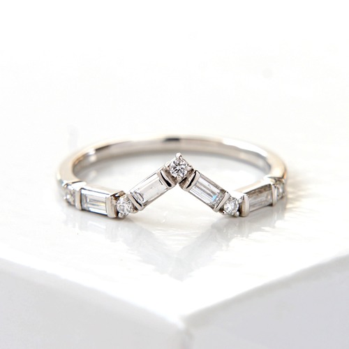 Pt900 Diamonds Ring (ダイヤモンド)