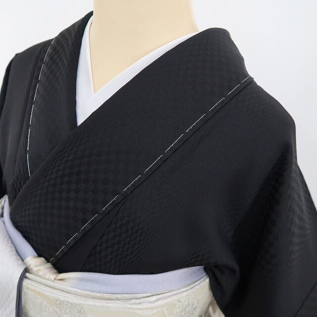 新品 2点セット 胡蝶蘭 優梛達也 落款 蘇州刺繍“心に届ける 新品 2点セット 胡蝶蘭 優梛達也 落款 蘇州刺繍“心に届ける