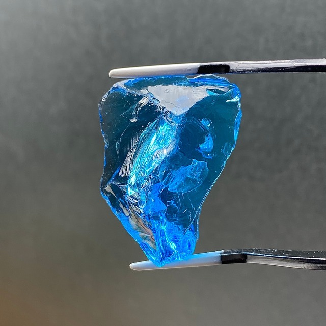 《在庫残少》インドネシア産アンダラクリスタル原石 スカイブルーD