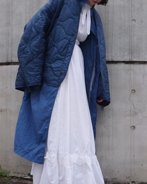 vintage/deep blue jacket.