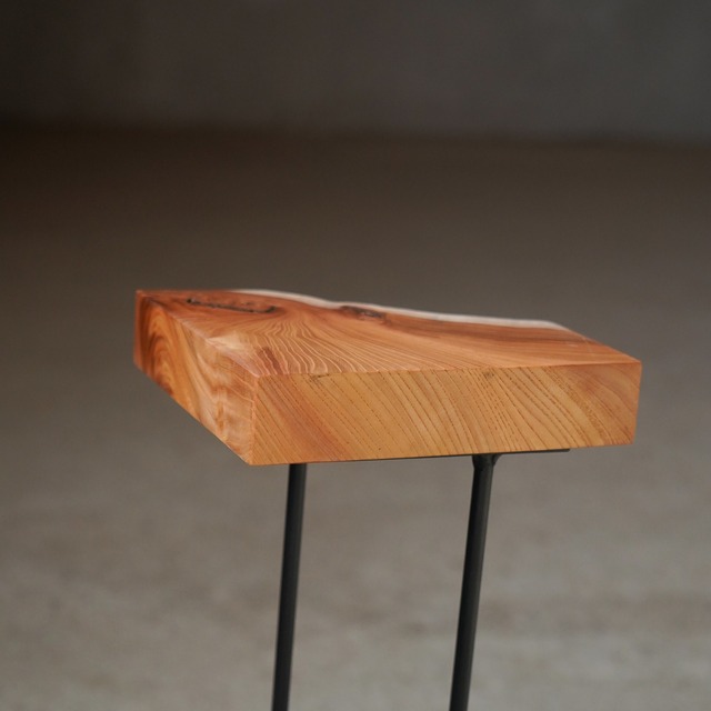 欅の一枚板  ソファーサイドテーブル