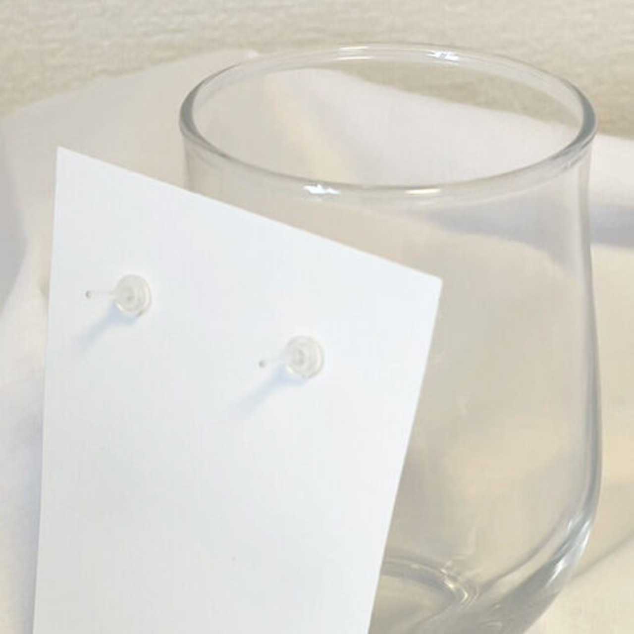 【ハンドメイド,アクセサリー(グレー猫/ピアス)】コロンと可愛い羊毛からできた猫型ピアス♪