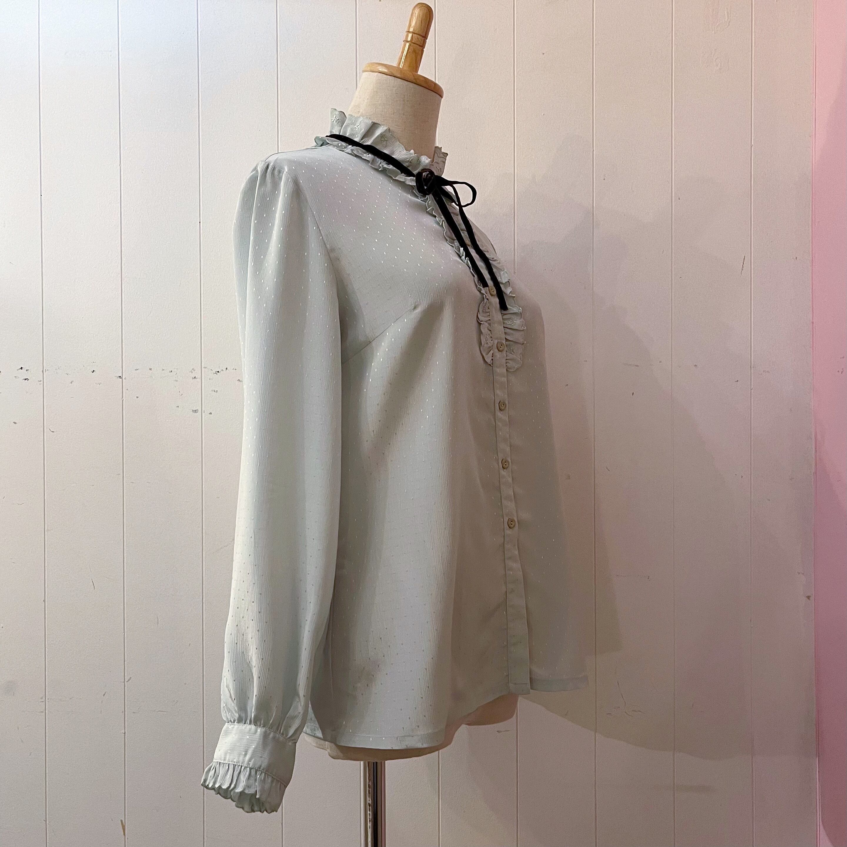 mint green velours ribbon blouse
