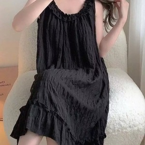 【送料無料】 パジャマ タンクトップ ロング マキシ カップ付 ブラ付き ノースリーブ Uネック ラウンドネック Aライン フレア プルオーバー フリル 厚手生地 可愛い 大人可愛い きれいめ シンプル カジュアル コンサバ 華やか 大人 おしゃれ お洒落 レトロ こなれ感 フェミニン ガーリー 無地 夏 レディース 女性用 部屋着 普段使い ファッション スタイル 楽ちん 体型カバー 定番 リラックスタイム