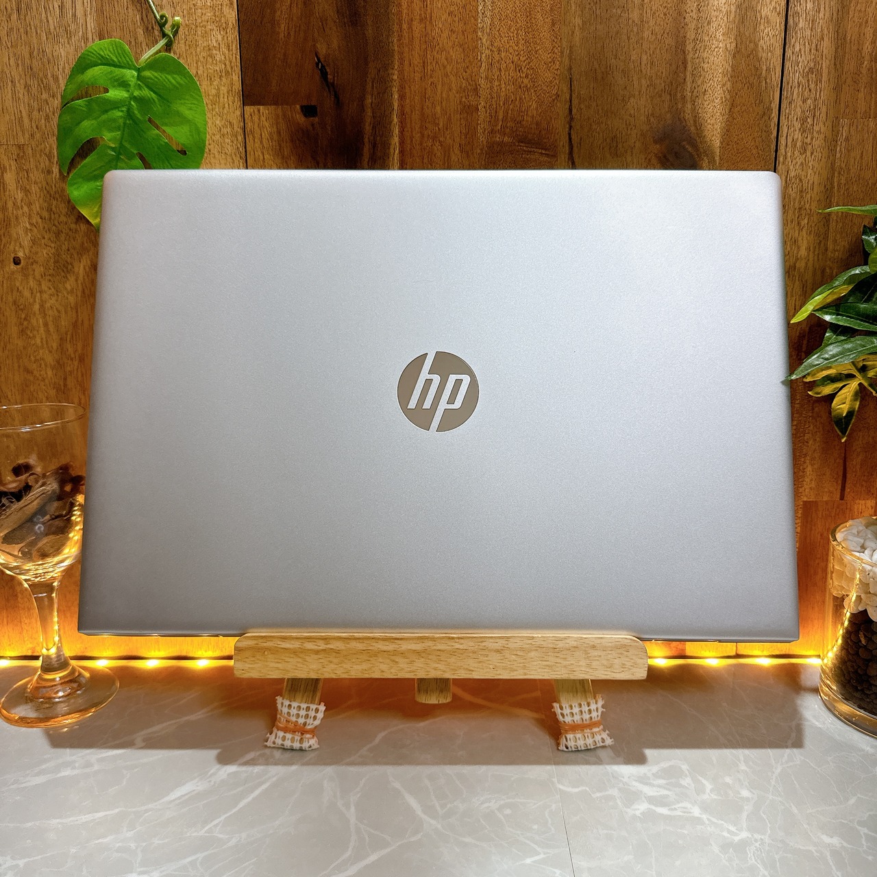 最高峰i7/ HP ProBook 650 G4/最高峰i7第8世代/SSD256GB/メモリ8GB/人気ノートパソコン