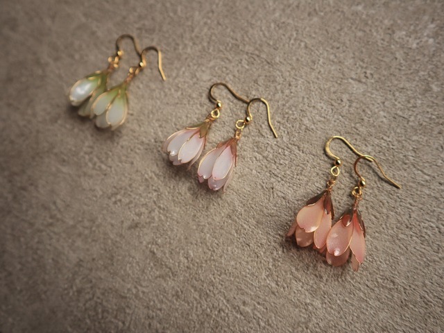 塩漬け桜のピアス/イヤリング