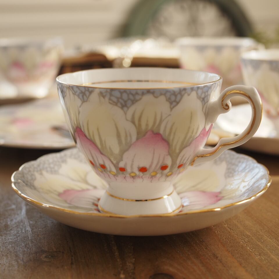 希少人気 英国タスカンTUSCAN LOTUSピンク ティーセット カップ 希少人気 英国タスカンTUSCAN LOTUSピンク ティーセット カップ