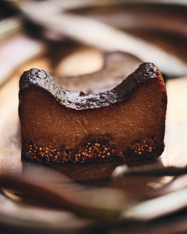 【母の日予約】ご注文〆切5/2正午：5/7(木)～5/8(金)出荷【Double Size】テリーヌチーズケーキ 「少しの沈黙」 FIG & BROWN SUGAR