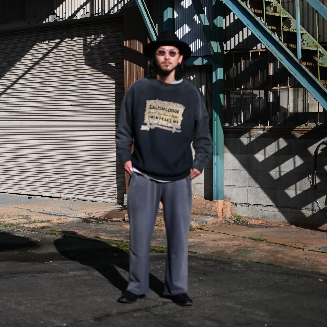 BOWWOW / SALISH LODGE SWEATSHIRT AGED