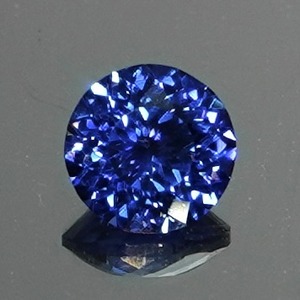 【Bright Brilliant Cut™️ “129 Facets” 】静寂を染め上げる、蒼の深淵 0.22ct 天然ブルーサファイア