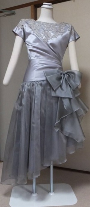 ★送料無料★11号（Ｌ）☆ハイセンス胸元刺繍パーティ－ドレス(OPN3470)