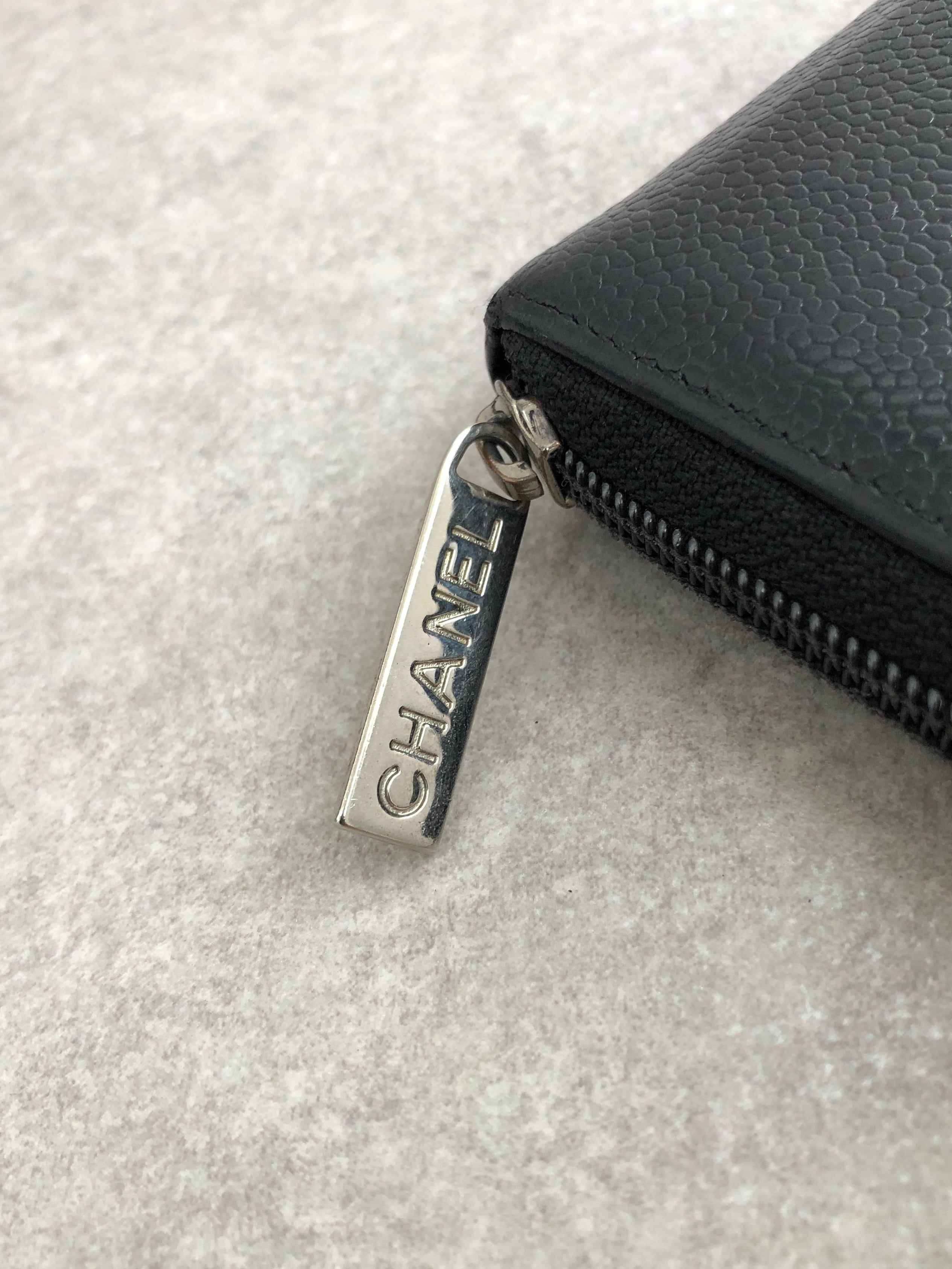 CHANEL シャネル 財布 ブラック ココマーク レザー キャビアスキン 長
