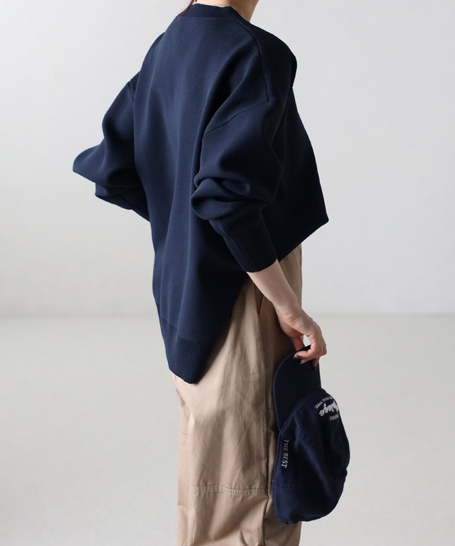 スウェットライクサイドスリットニットプルオーバー