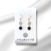 1月誕生石ピアス(ガーネット)