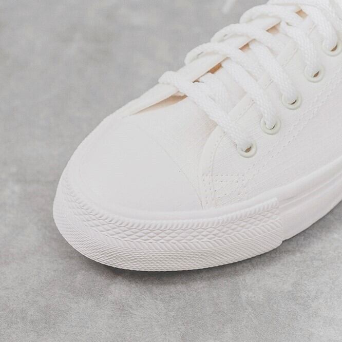 スニーカー 撥水加工あり ホワイトスニーカー(新生地