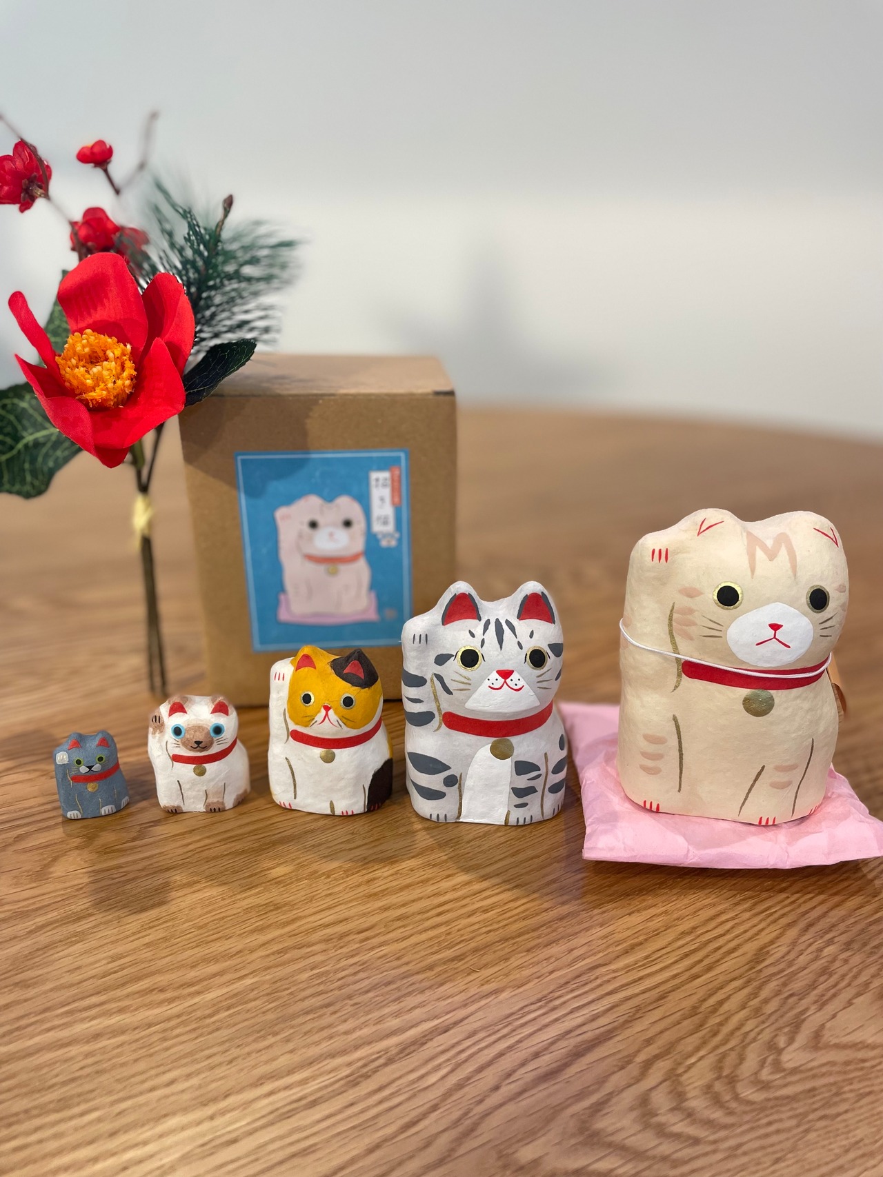 【お正月】はりこーシカ 招き猫 洋 和紙 日本 和雑貨 お土産 縁起物 張子のマトリョーシカ
