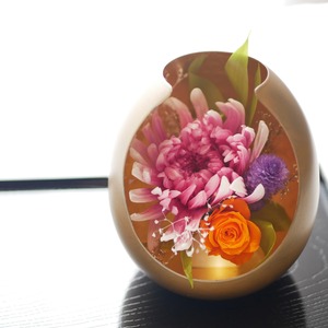お供えアレンジメント　茜あかね