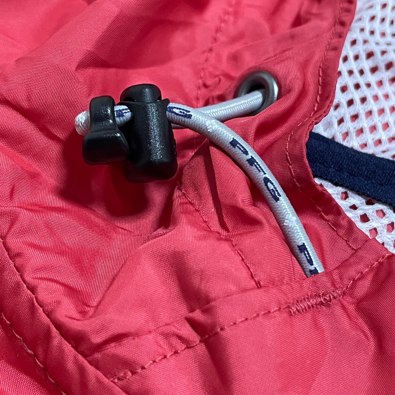 Columbia PFG ハーフジップ プルオーバー アノラックパーカー XL ビッグサイズ ワンポイントロゴ ライトアウター ラグラン アウトドア コロンビア 切替 ツートン US古着