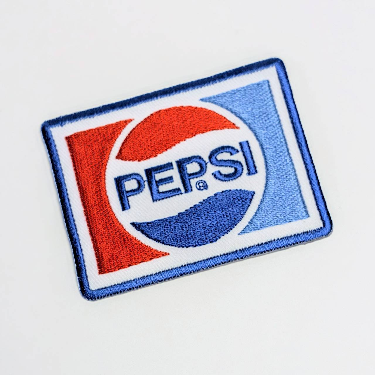 送料無料！ ★刺繍アイロンワッペン★【 PEPSI ( ペプシ ) 】 〚アメリカン雑貨 アメトイ〛