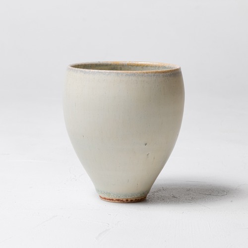 ［猪原 朱乃］19.カップ細長（白）