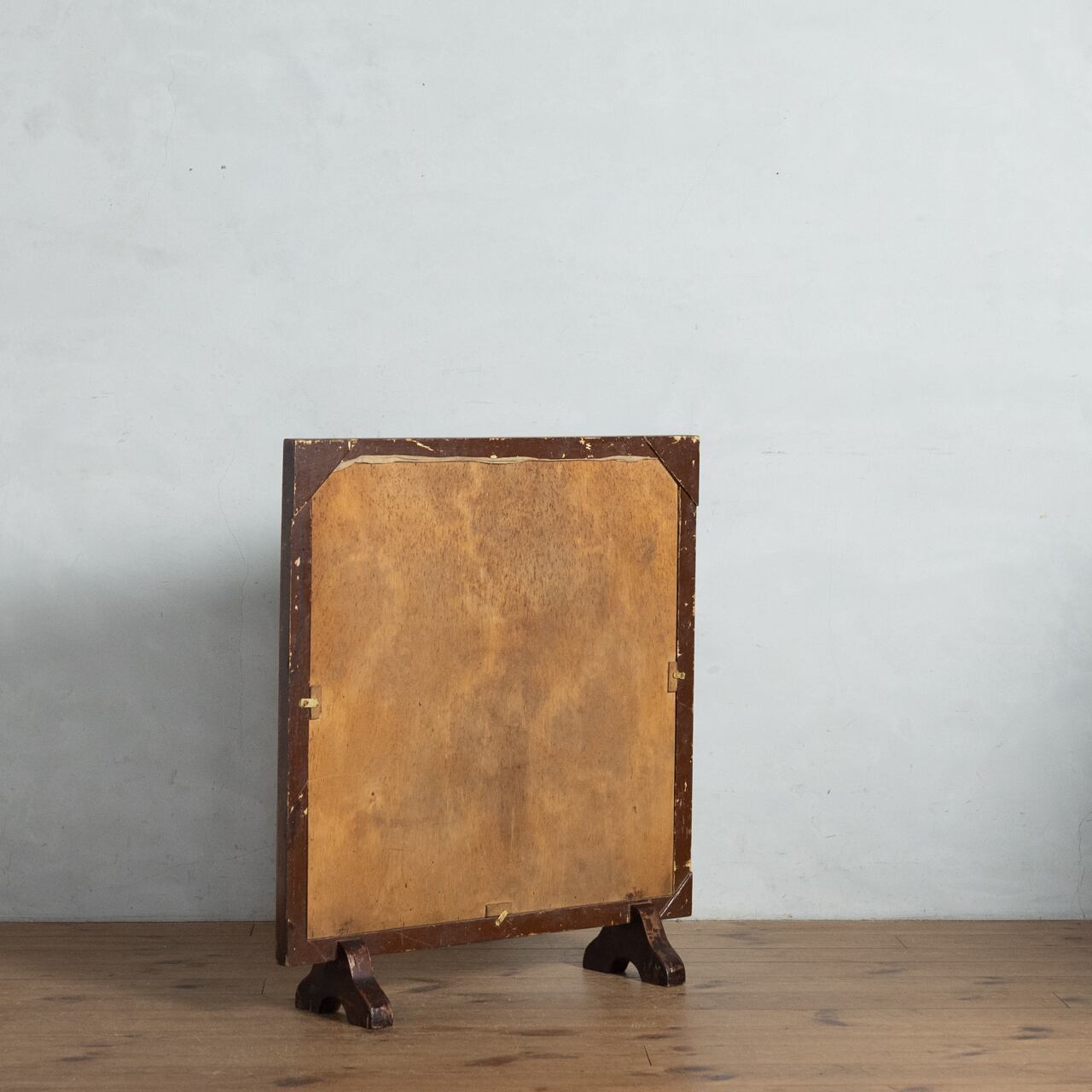 Fire Screen / ファイヤースクリーン〈暖炉・衝立・刺繍・額縁