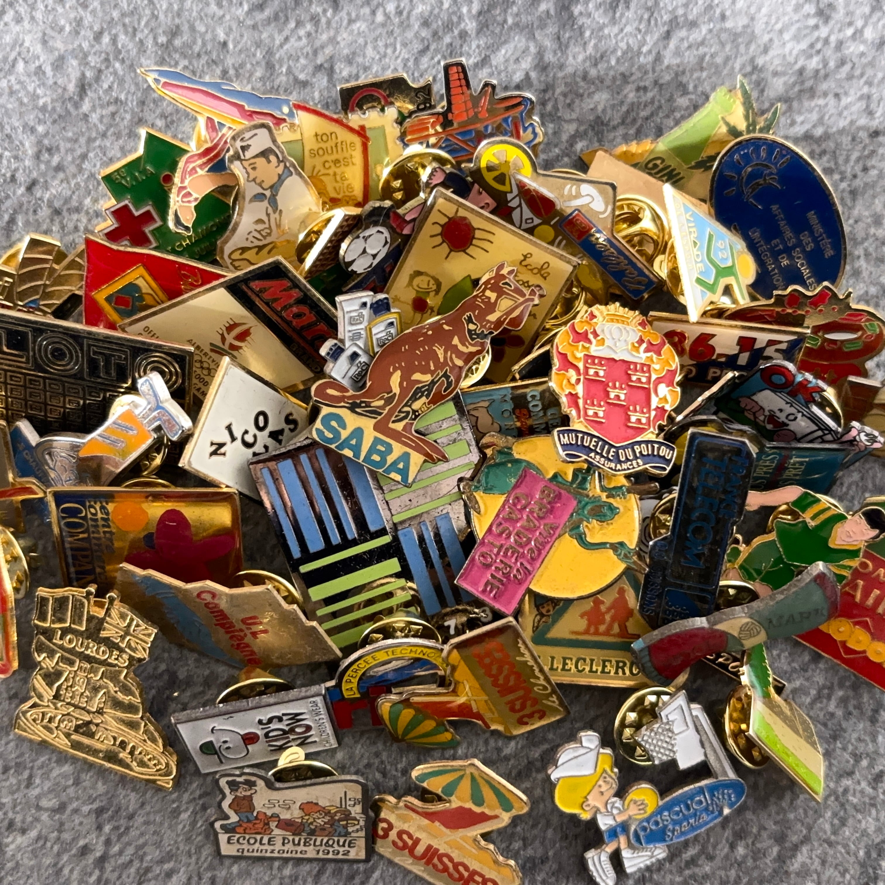 フランス ピンズ | べるりんのーと ANTIQUE & VINTAGE