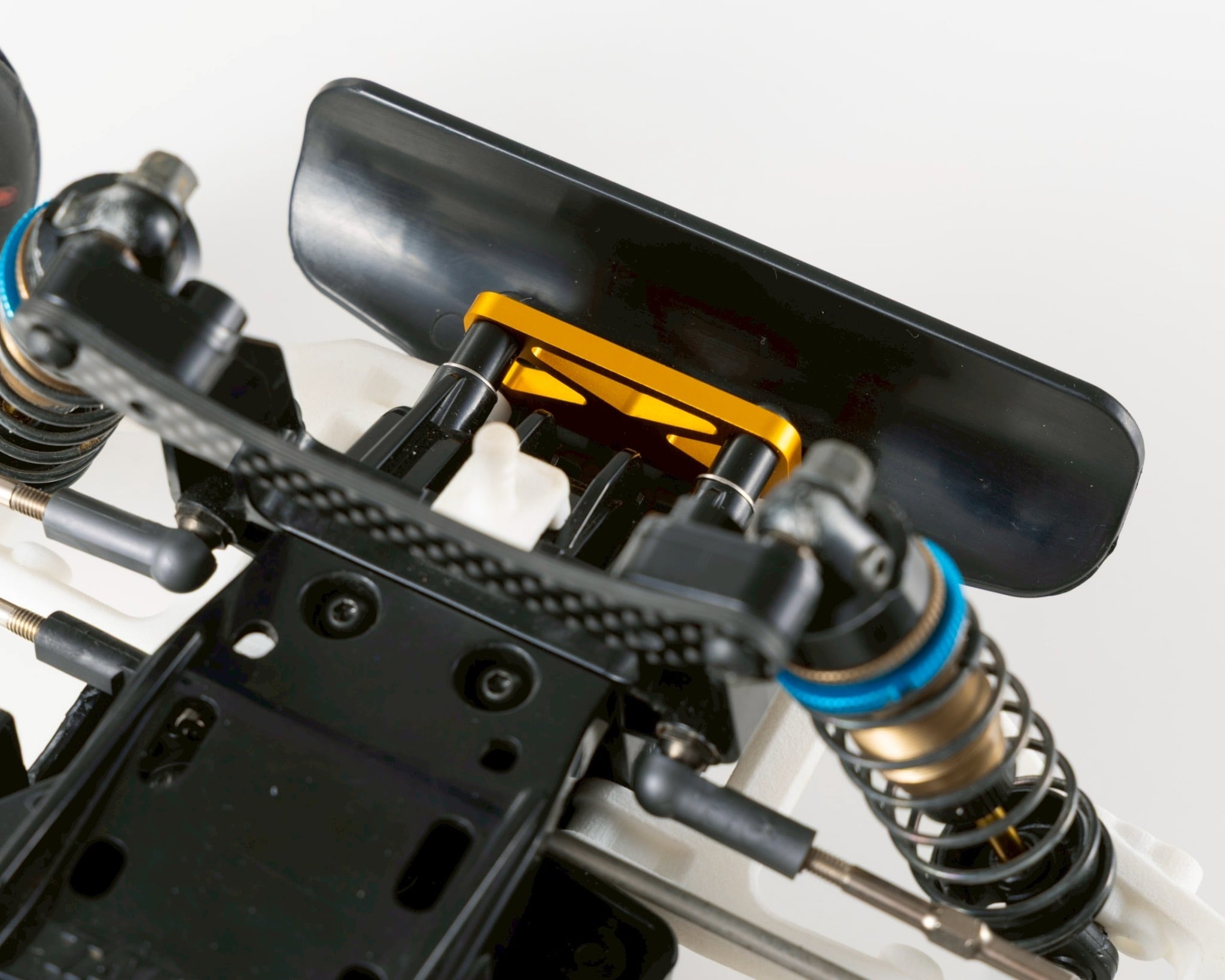 DT02用カーボン製ショックタワーバー Type A PBRW-008 | PINE BEACH RC