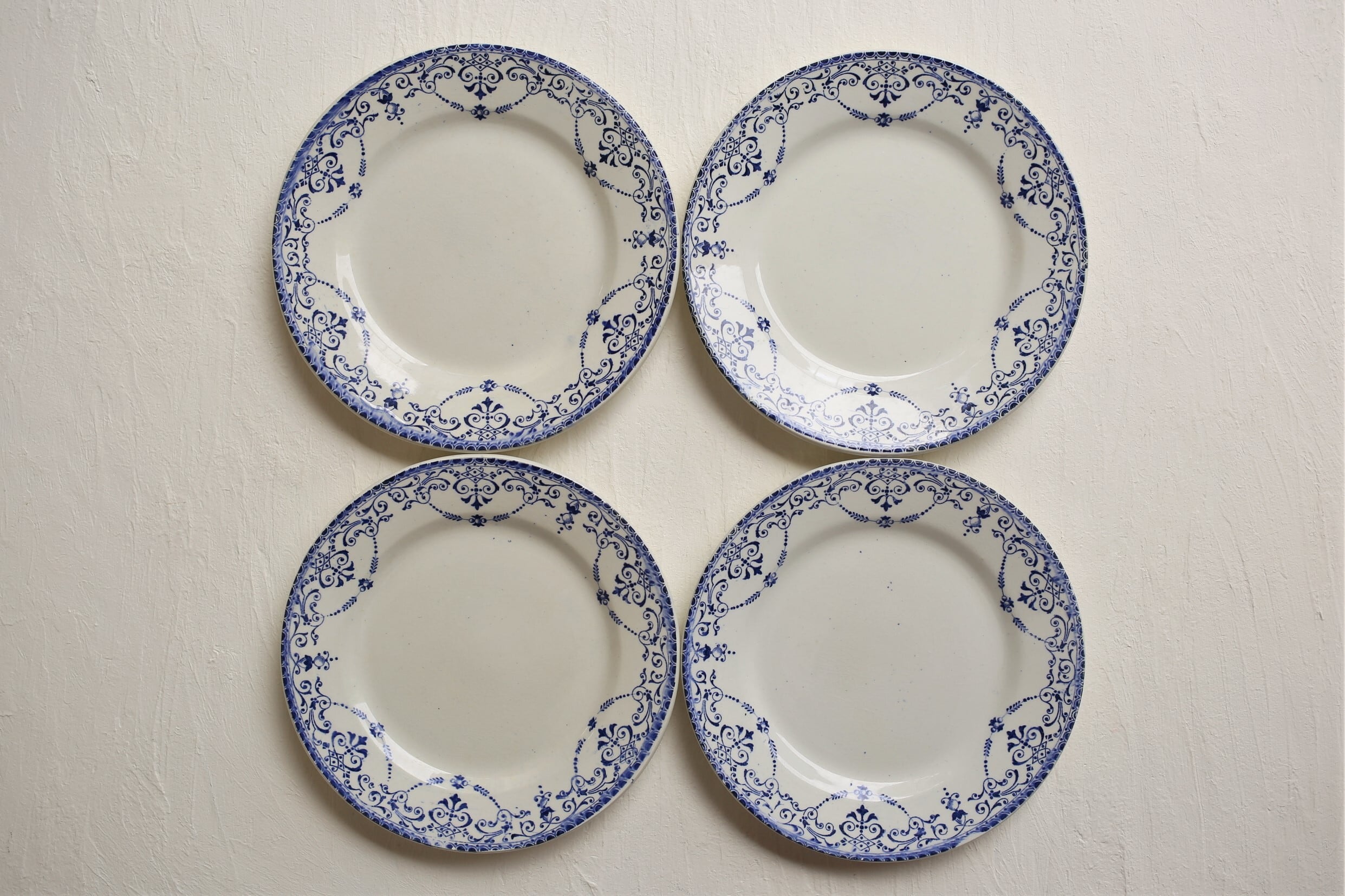 ショワジールロワ FECAMP フランスアンティーク 2枚 デザート皿 ①