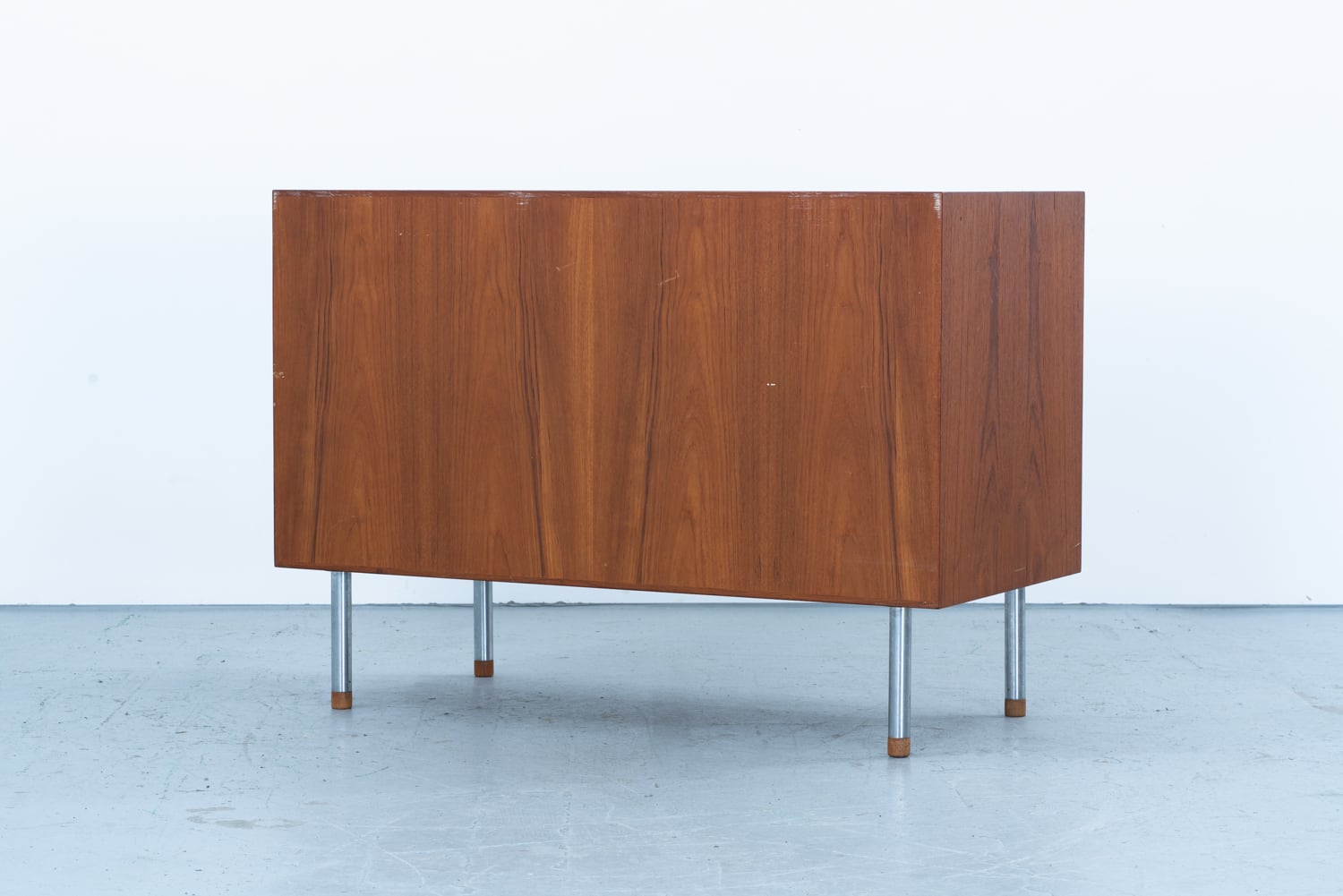 as it is】Hans J Wegner | RY100 Cabinet | kaikki gallery | 北欧