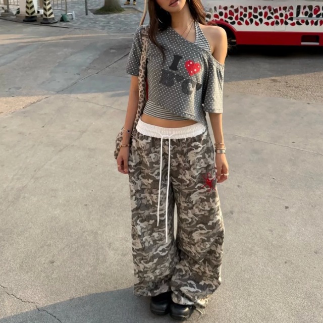 back logo camouflage pants　バックロゴ迷彩パンツ　J2074