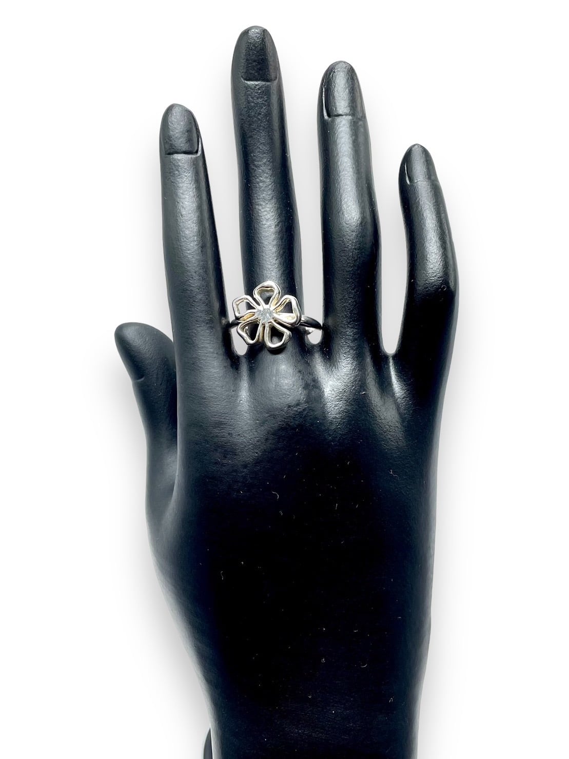 ヴィンテージ TIFFANY&Co. フラワー ブローチ SV925 ヴィンテージ TIFFANY&Co. フラワー ブローチ SV925