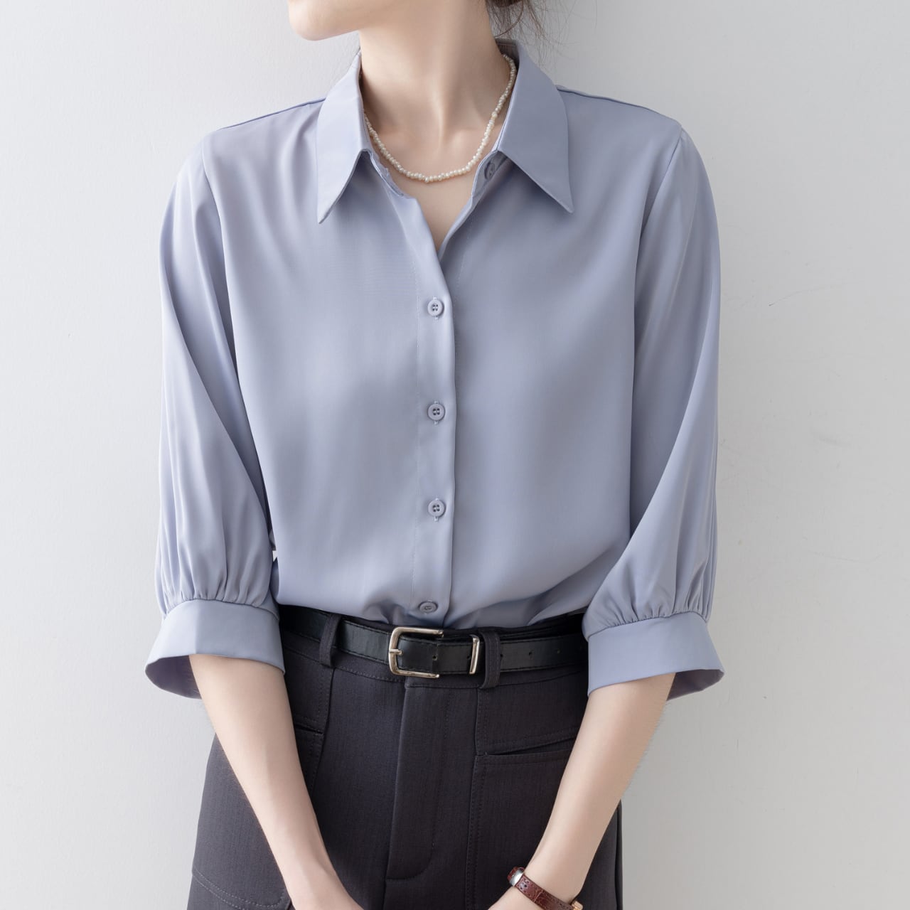 シンプルデザインサテンシャツ Me1416