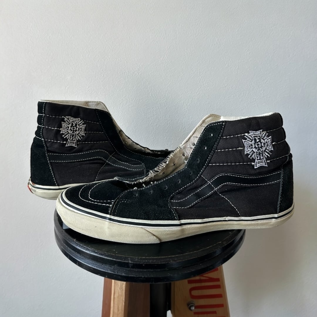 2001's VANS DOGTOWN AND Z-BOYS Sk8-Hi size US11 | VINTAGE-HEADS