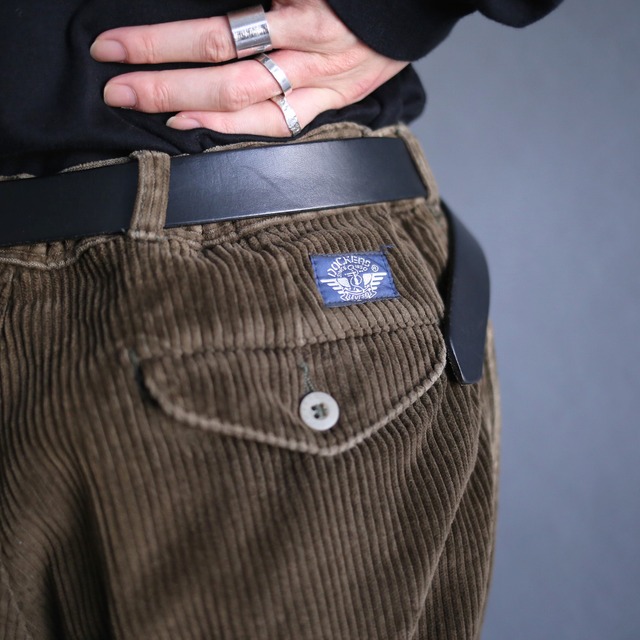 2-tuck tapered silhouette khaki wide corduroy pants