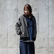 YASHIKI / GANKO別注 Shinsetsu Drivers Knit レディース着用コーディネート