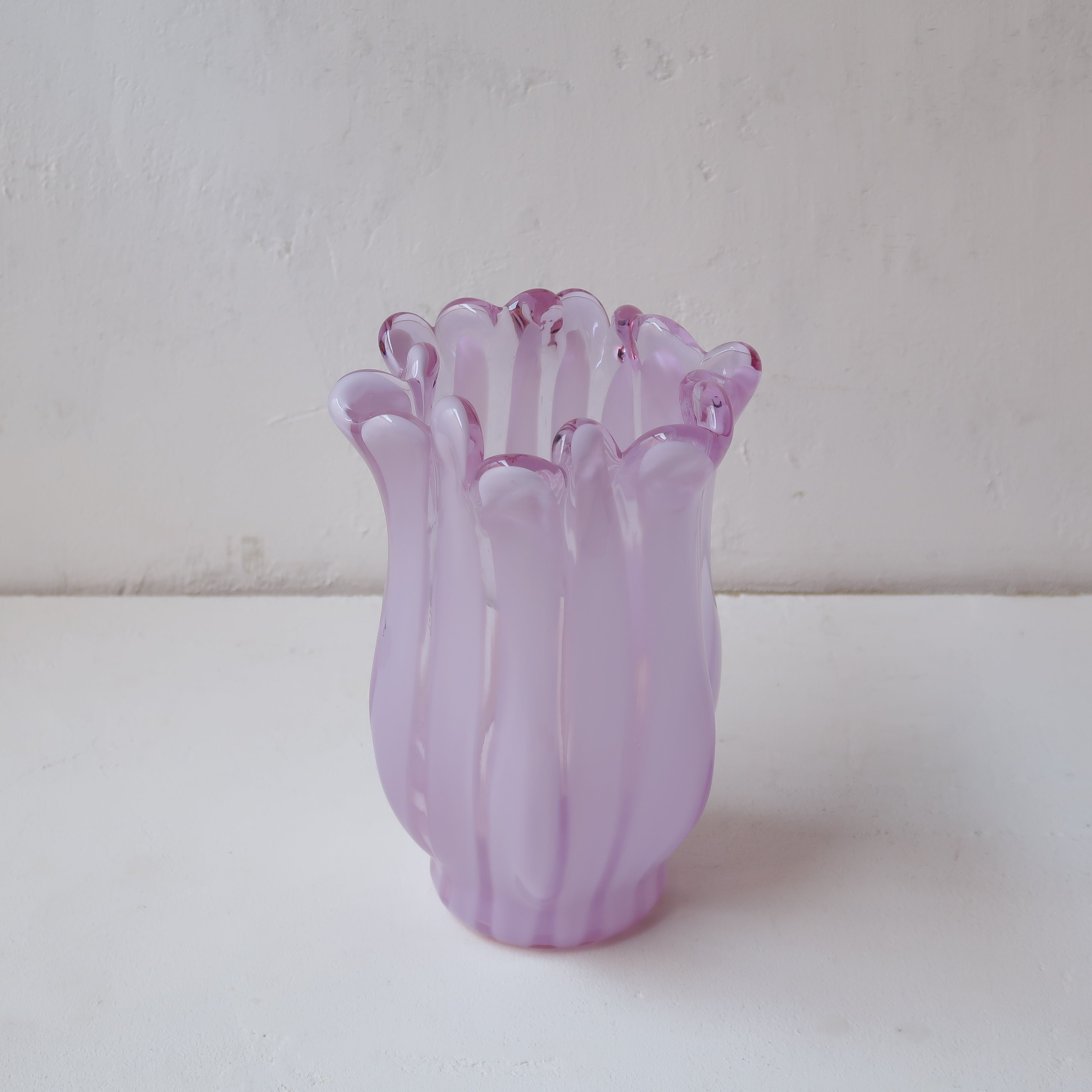 パープルストライプのひらひら花瓶 | SUISUI