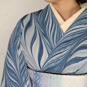 「時雨の浜辺」大矢羽柄〜洗えるきもの(シルジェリー格子柄)〜