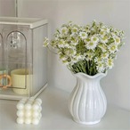 花瓶 陶器 フラワーベース ヨーロピアン 花のつぼみ風 パステルカラー 白い花瓶 アクセント装飾