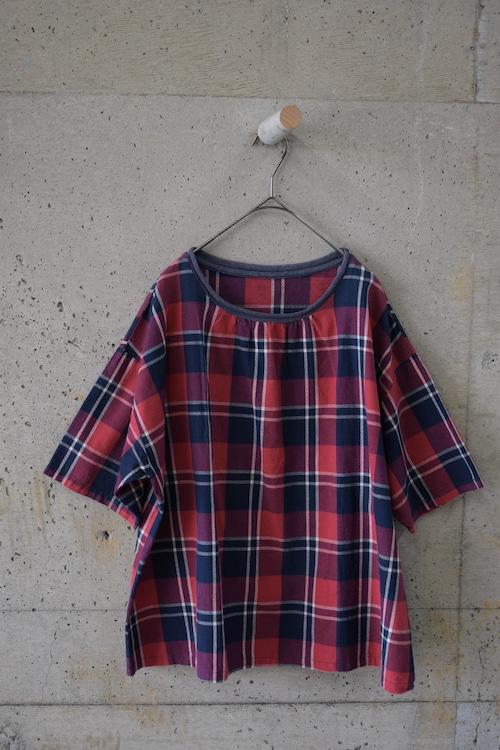 Red plaid top